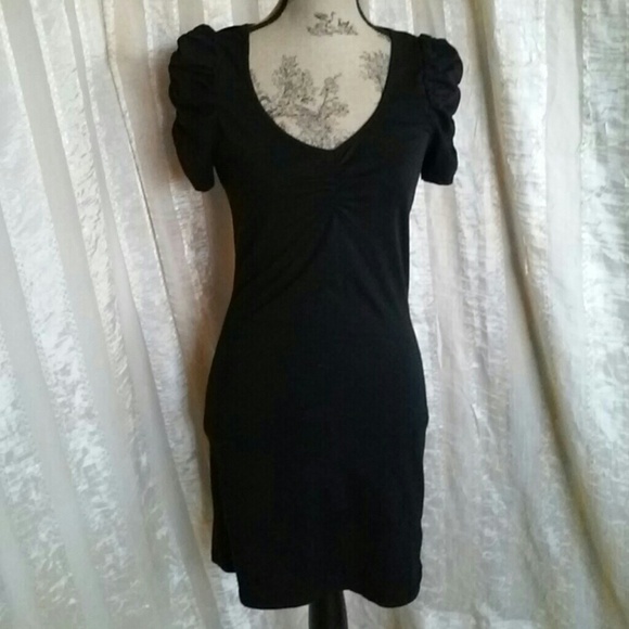 H&M Dresses & Skirts - H & M Women's Black Dress